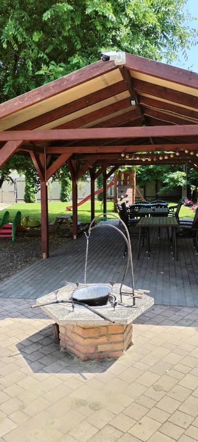 Levendula apartmanház Hajdúszoboszló Extérieur photo